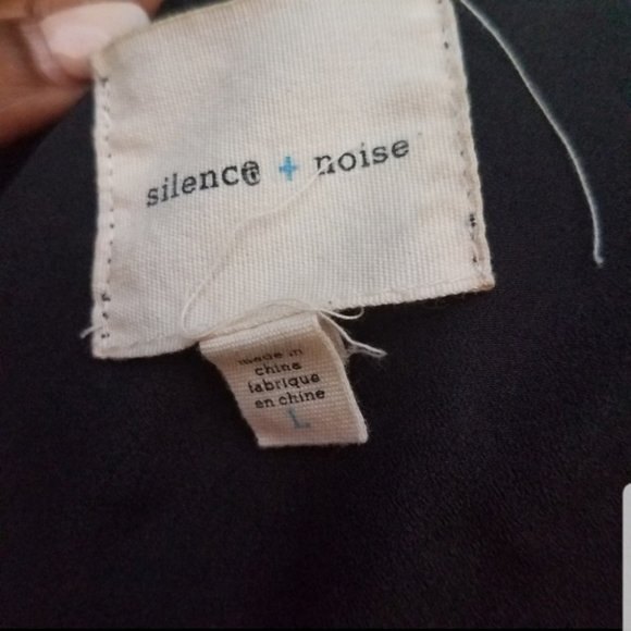 Silence + noise black open front cardigan vest - Picture 3 of 4